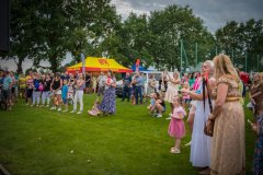 185